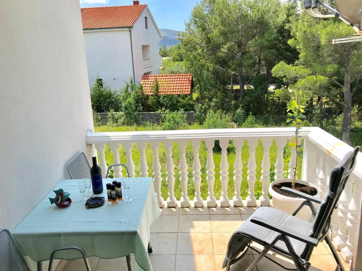 Apartment Pepa Starigrad Paklenica Dış mekan fotoğraf
