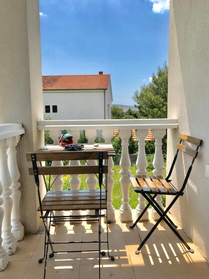 Apartment Pepa Starigrad Paklenica Dış mekan fotoğraf