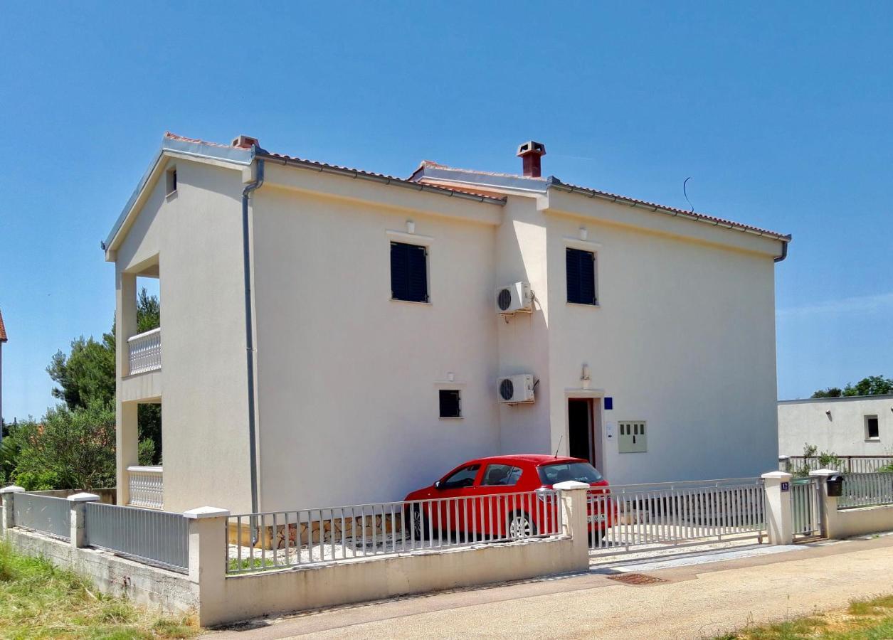 Apartment Pepa Starigrad Paklenica Dış mekan fotoğraf